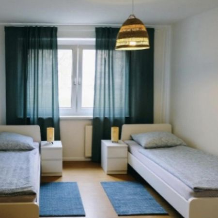 Monteurwohnung Fuer 6 Personen In Leipzig Exterior photo