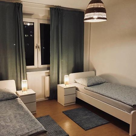Monteurwohnung Fuer 6 Personen In Leipzig Exterior photo